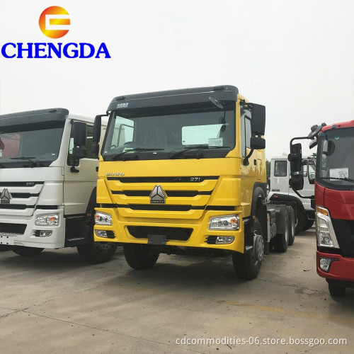 يستخدم Sinotruck Body 6*4 Howo Tractor Trucks للبيع